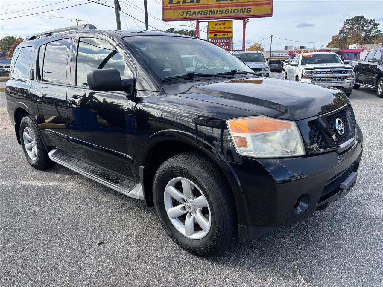 Nissan Armada SV 4WD 2014