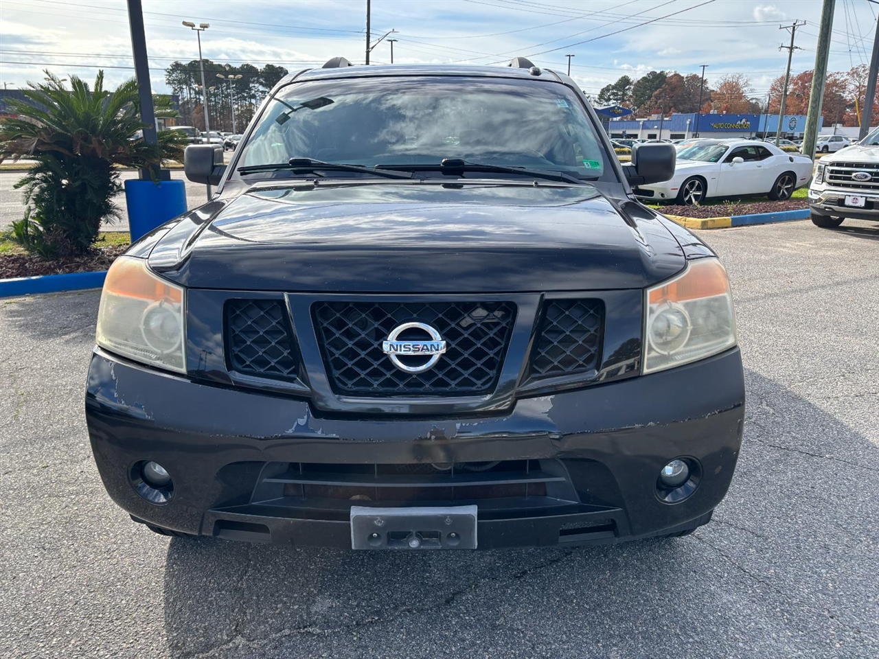 Nissan Armada SV 4WD 2014