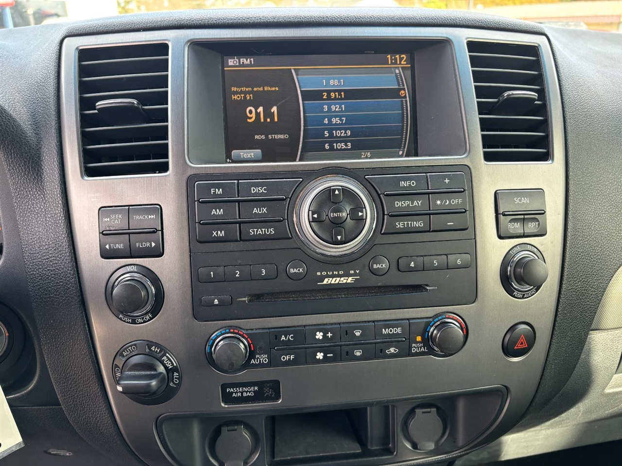 Nissan Armada SV 4WD 2014