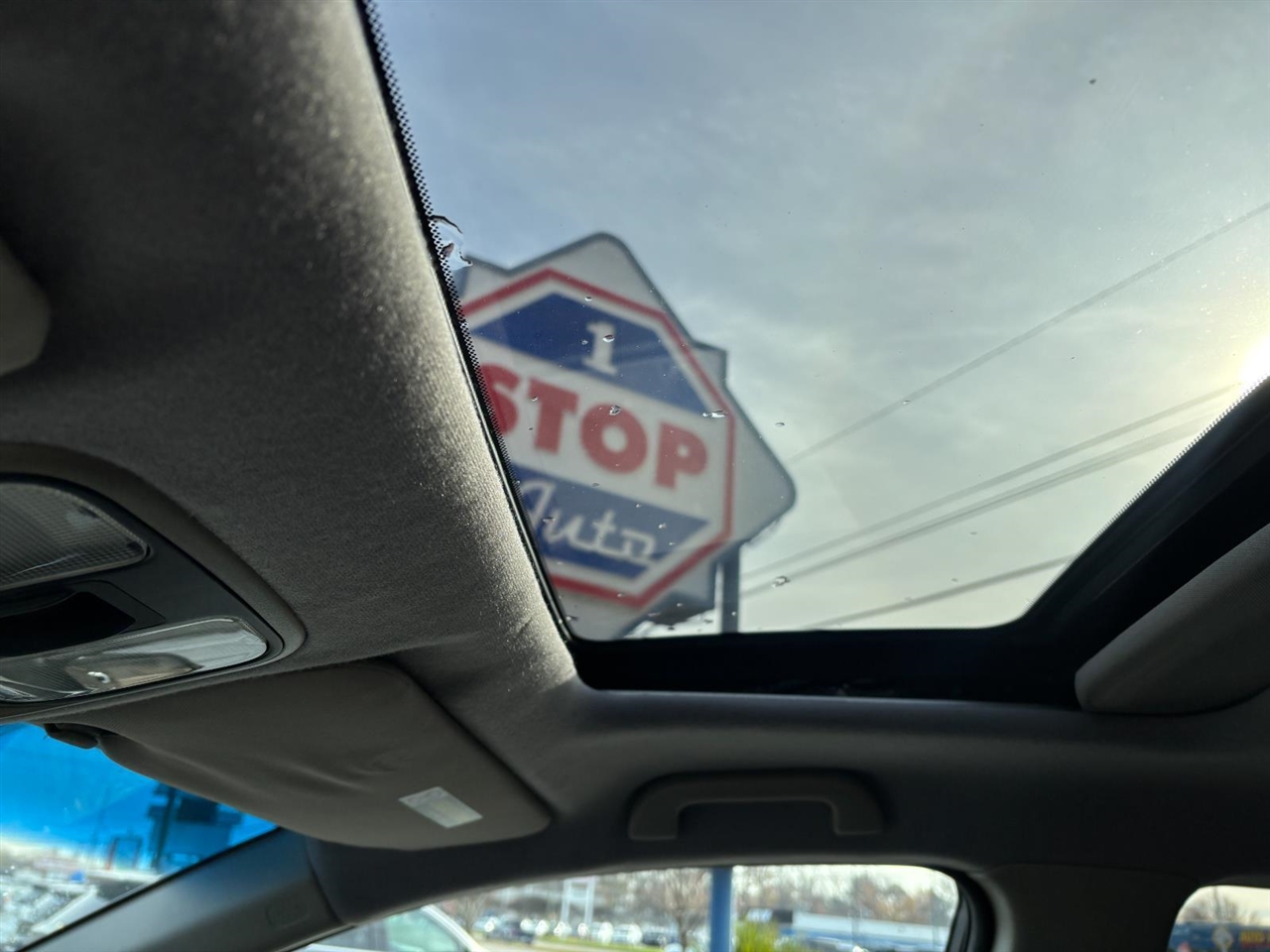 Acura RDX 5-Spd AT SH-AWD with Technology Package 2011