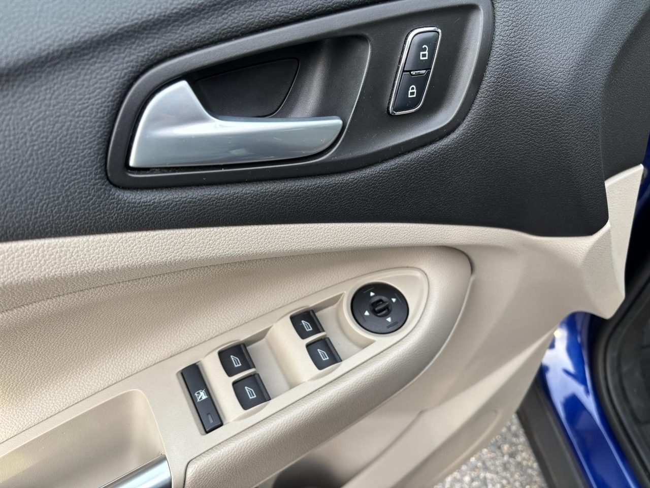 Ford Escape SE FWD 2016