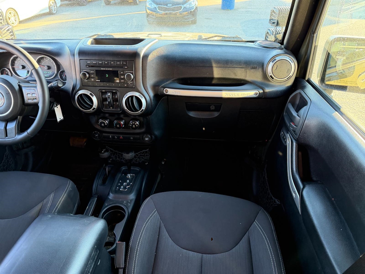 Jeep Wrangler Unlimited Sahara 4WD 2016