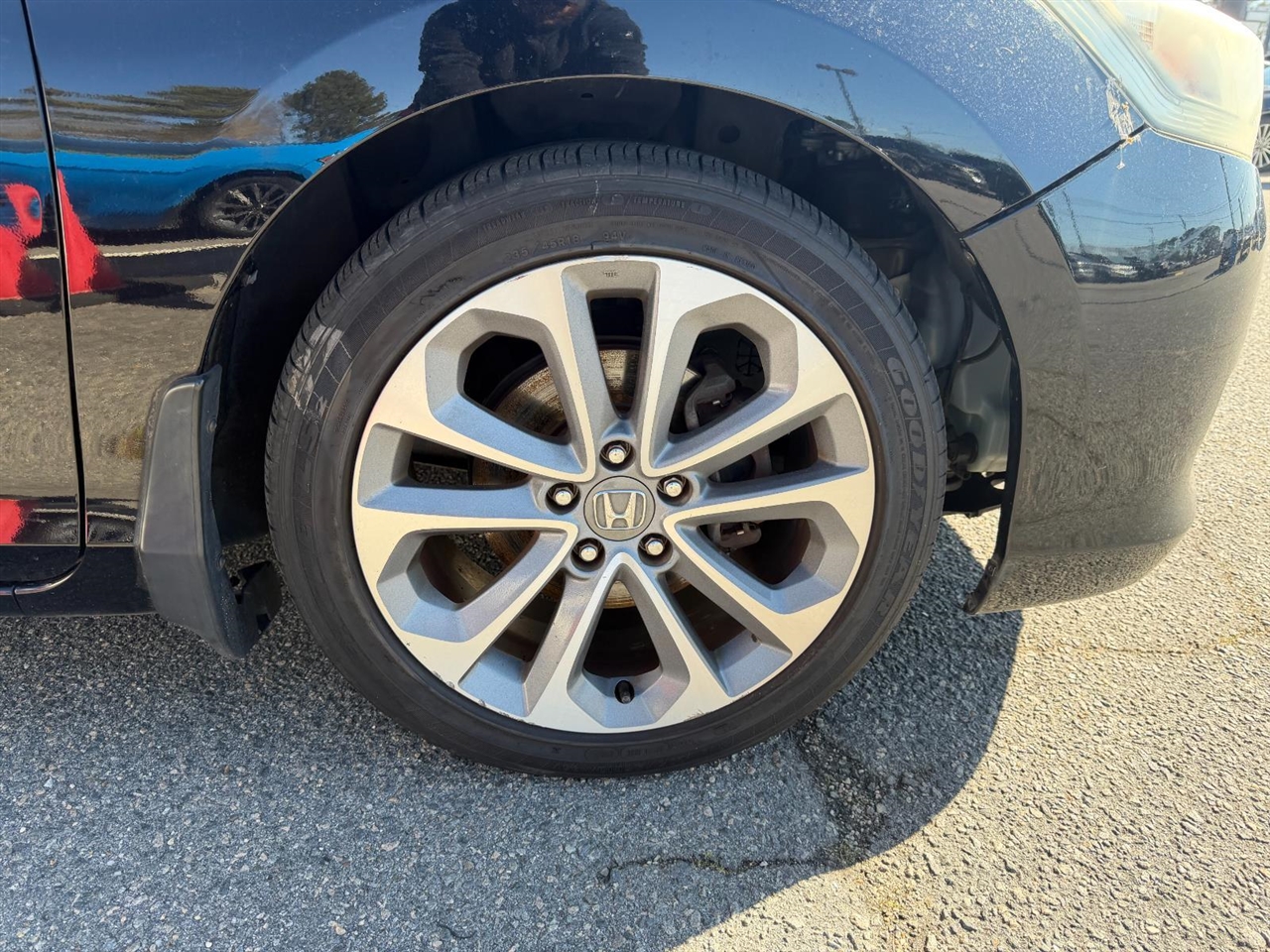 Honda Accord Sport Sedan 6-Spd MT 2013