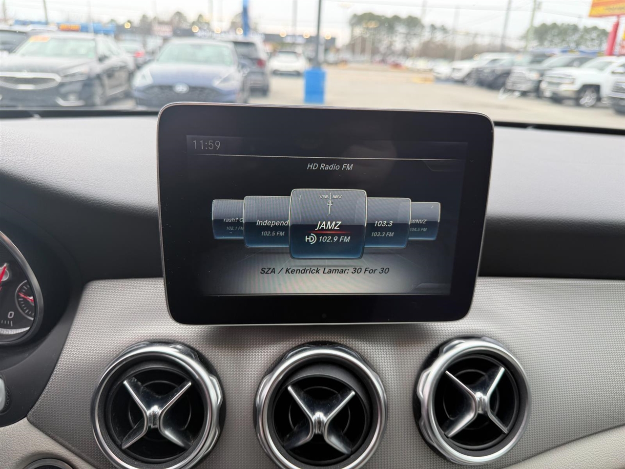 Mercedes-Benz GLA-Class GLA250 2018