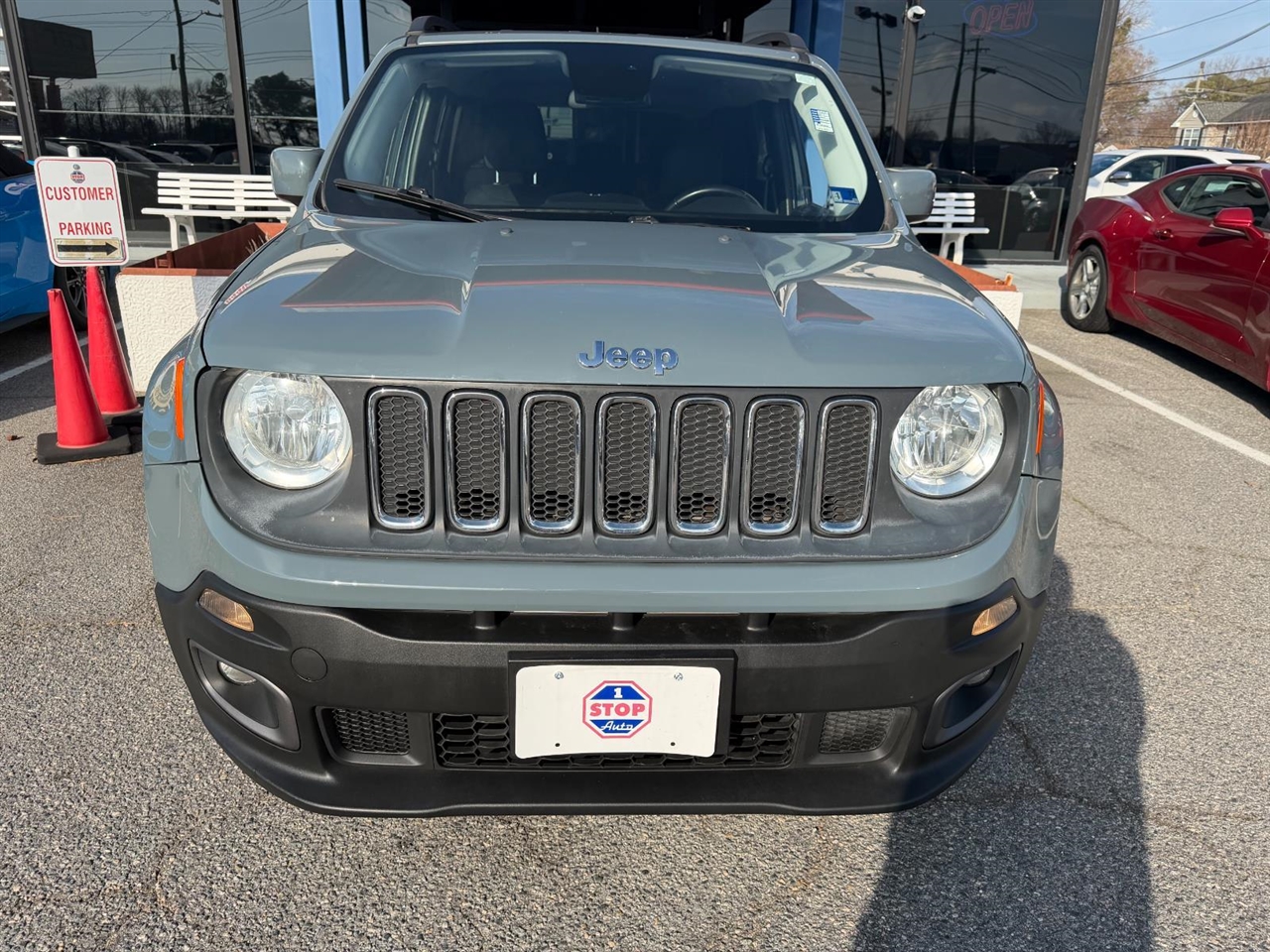 2017 Jeep Renegade Latitude's photo