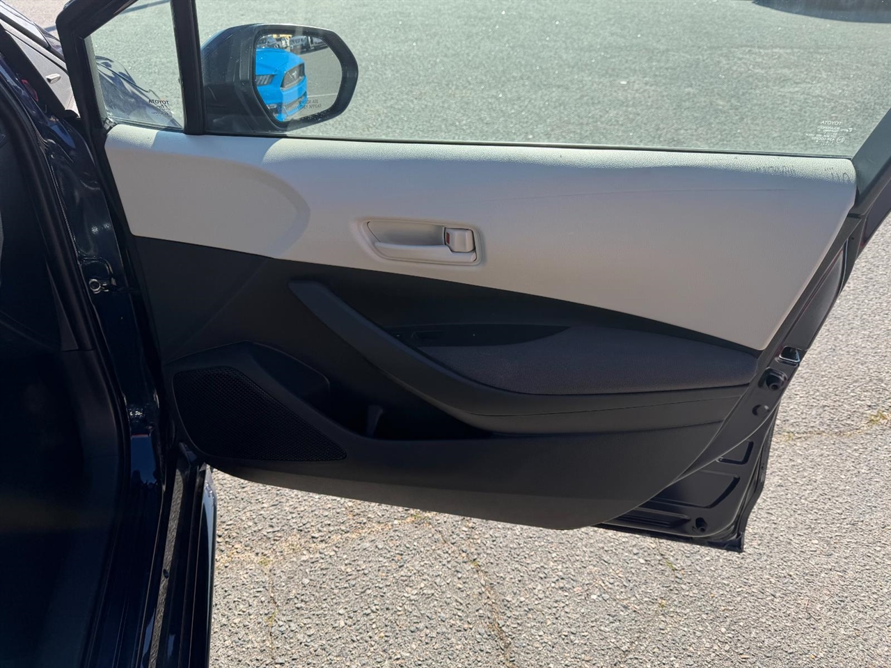 Toyota Corolla LE 2022