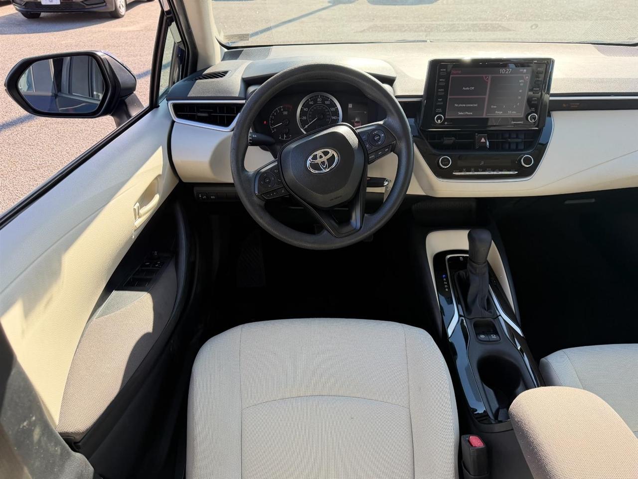 Toyota Corolla LE 2022