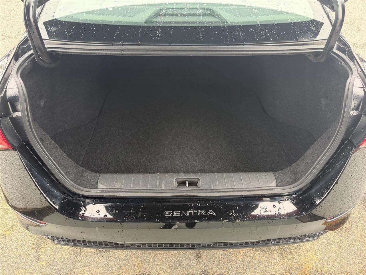 Nissan Sentra SV 2022