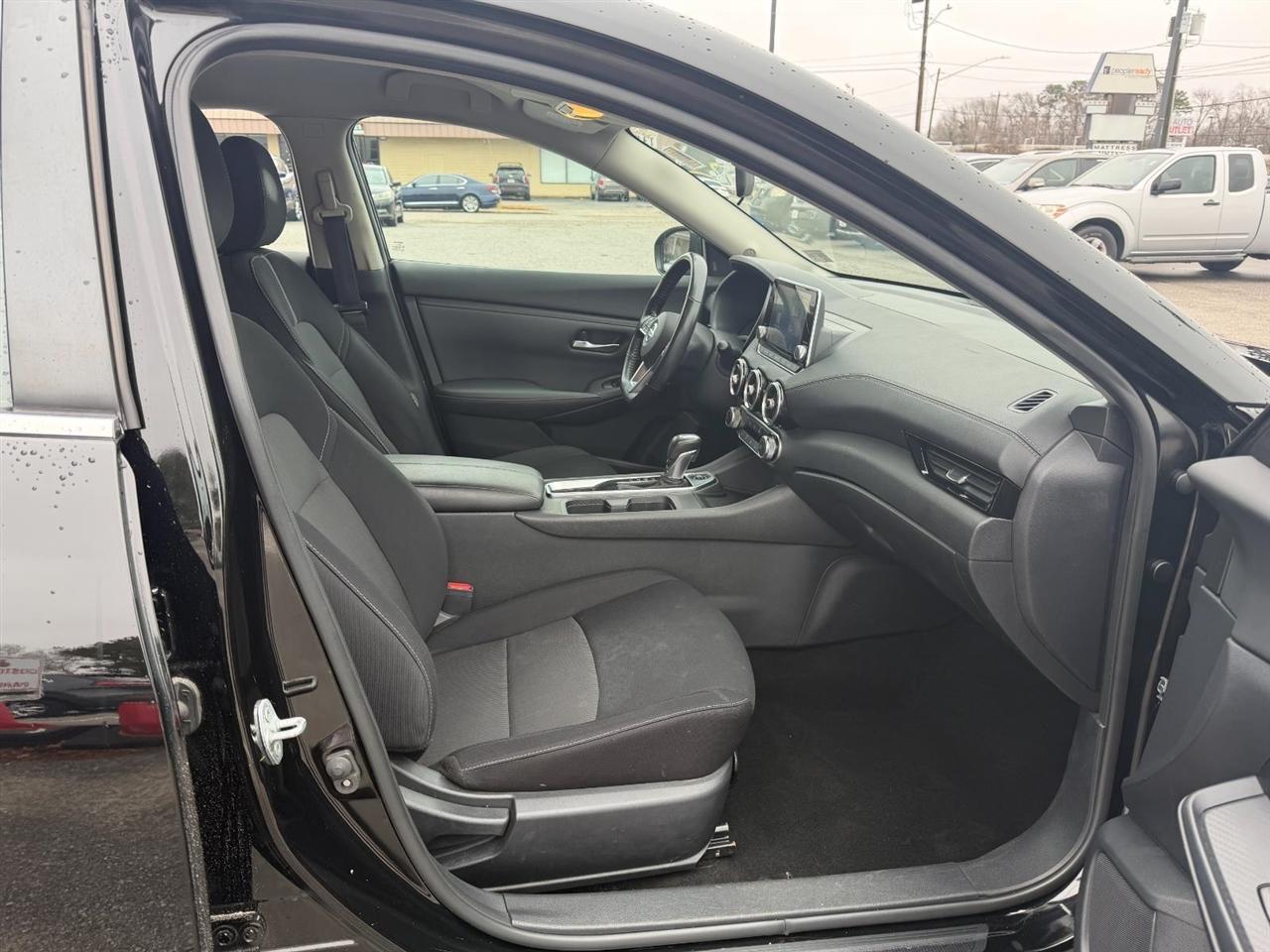 Nissan Sentra SV 2022