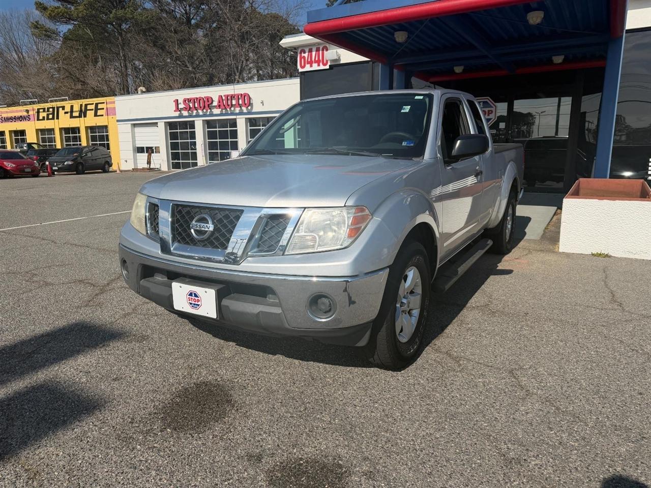 Nissan Frontier SV I4 King Cab 2WD 2011