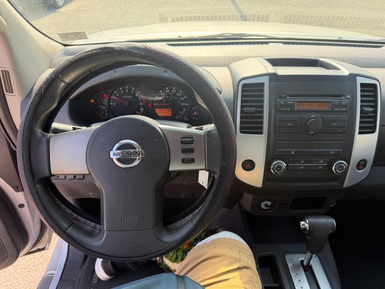 Nissan Frontier SV I4 King Cab 2WD 2011