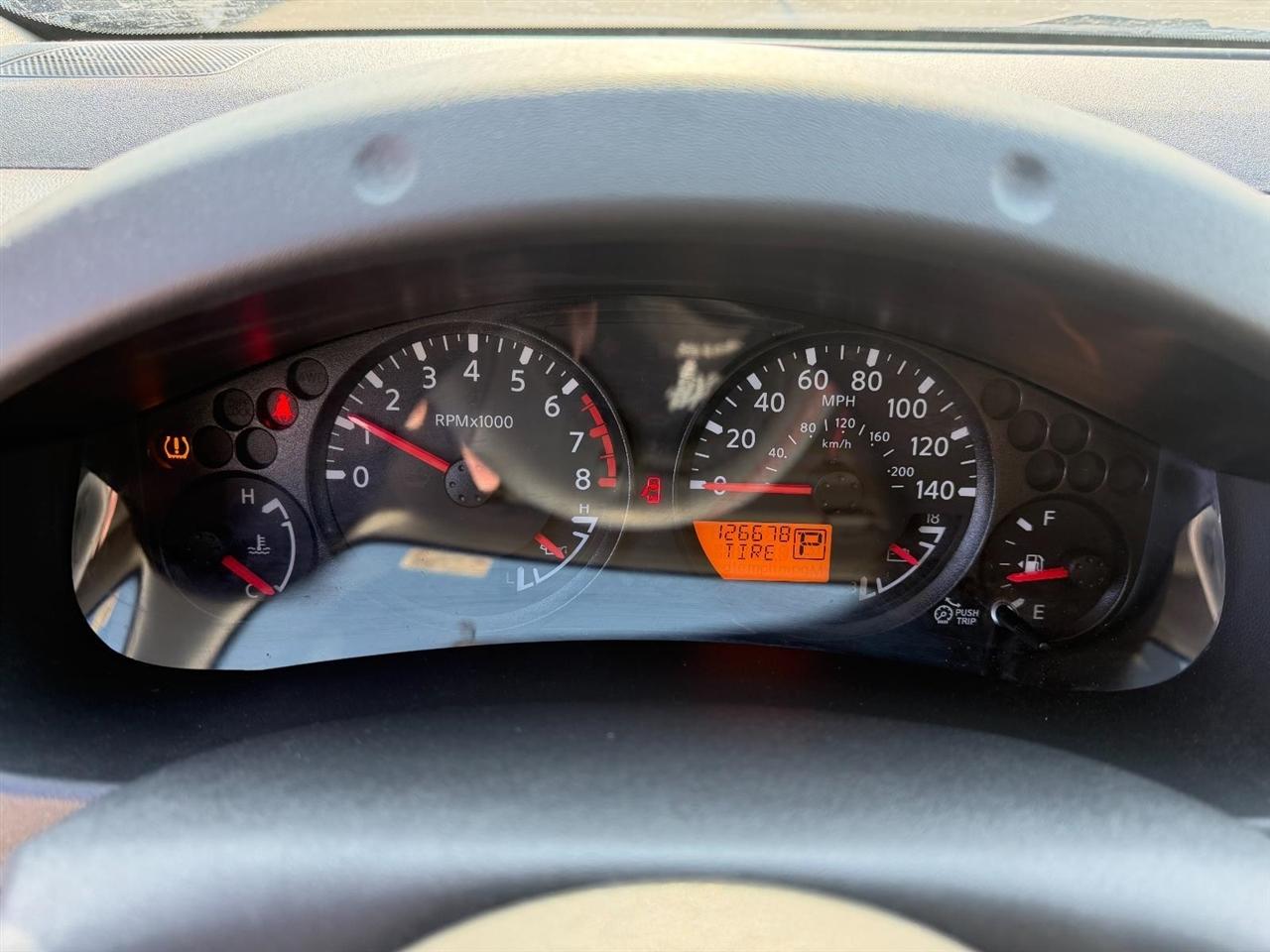 Nissan Frontier SV I4 King Cab 2WD 2011