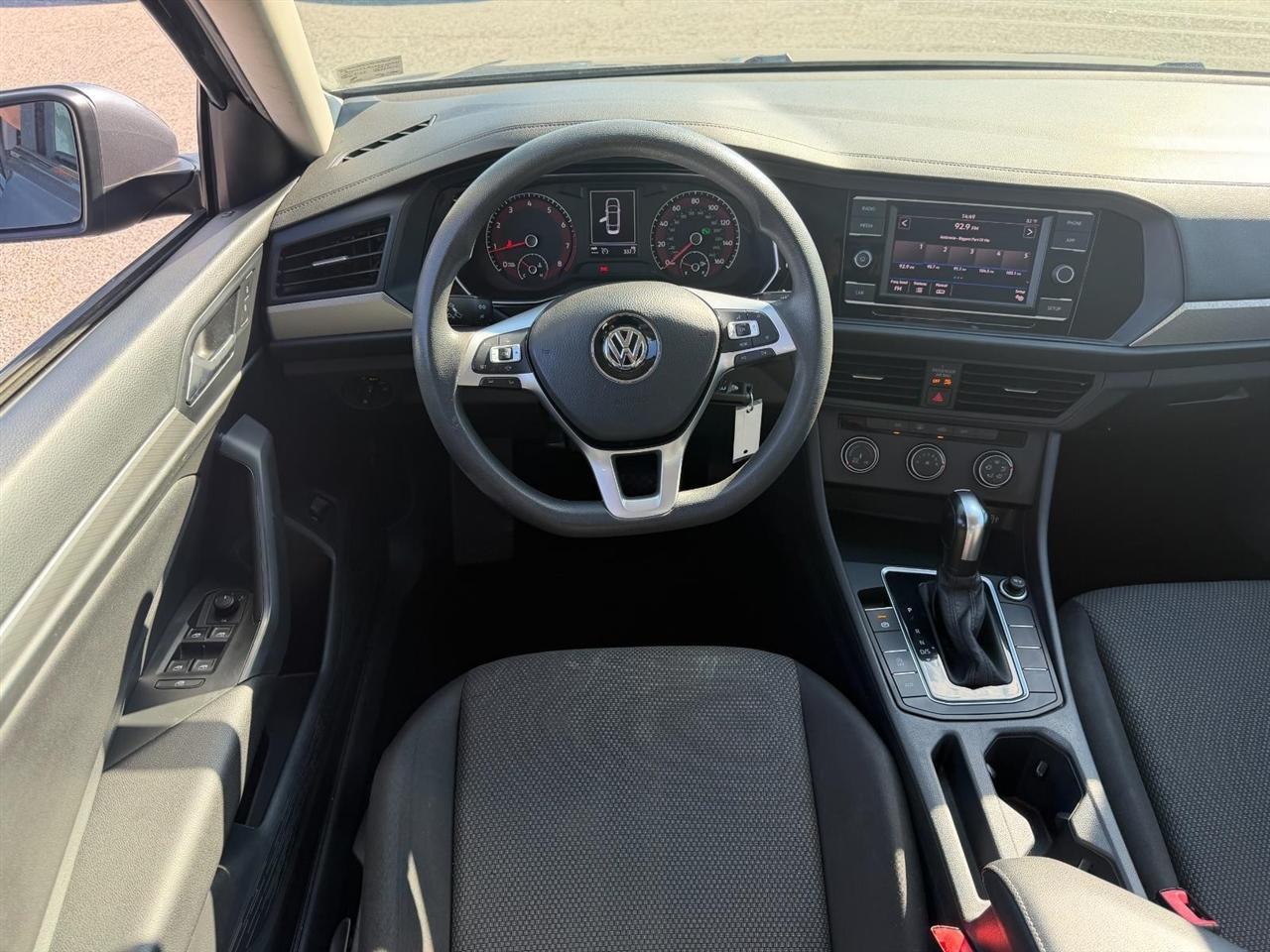 Volkswagen Jetta 1.4T S 8A 2019
