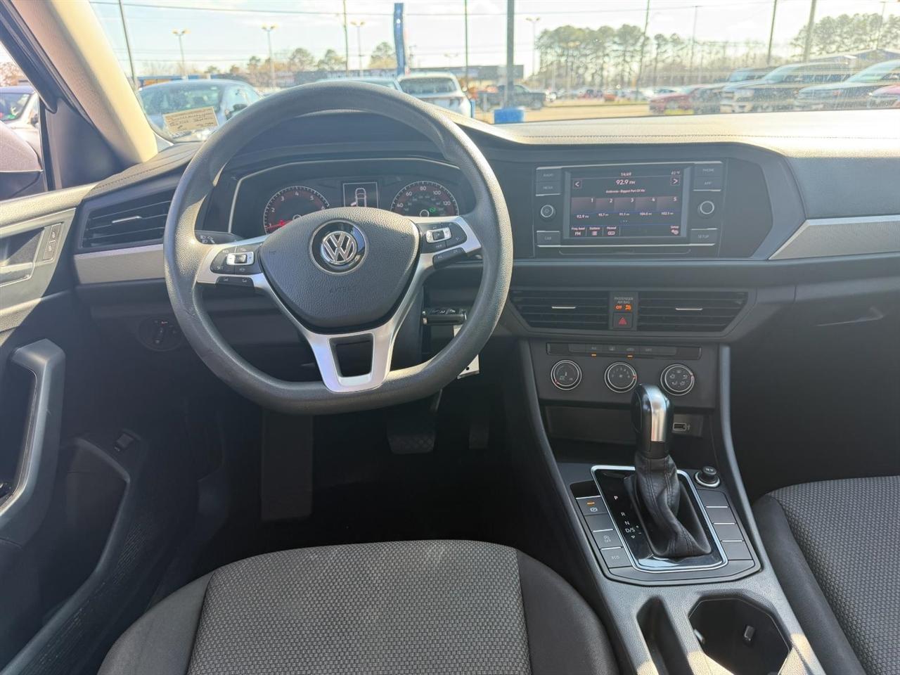 Volkswagen Jetta 1.4T S 8A 2019