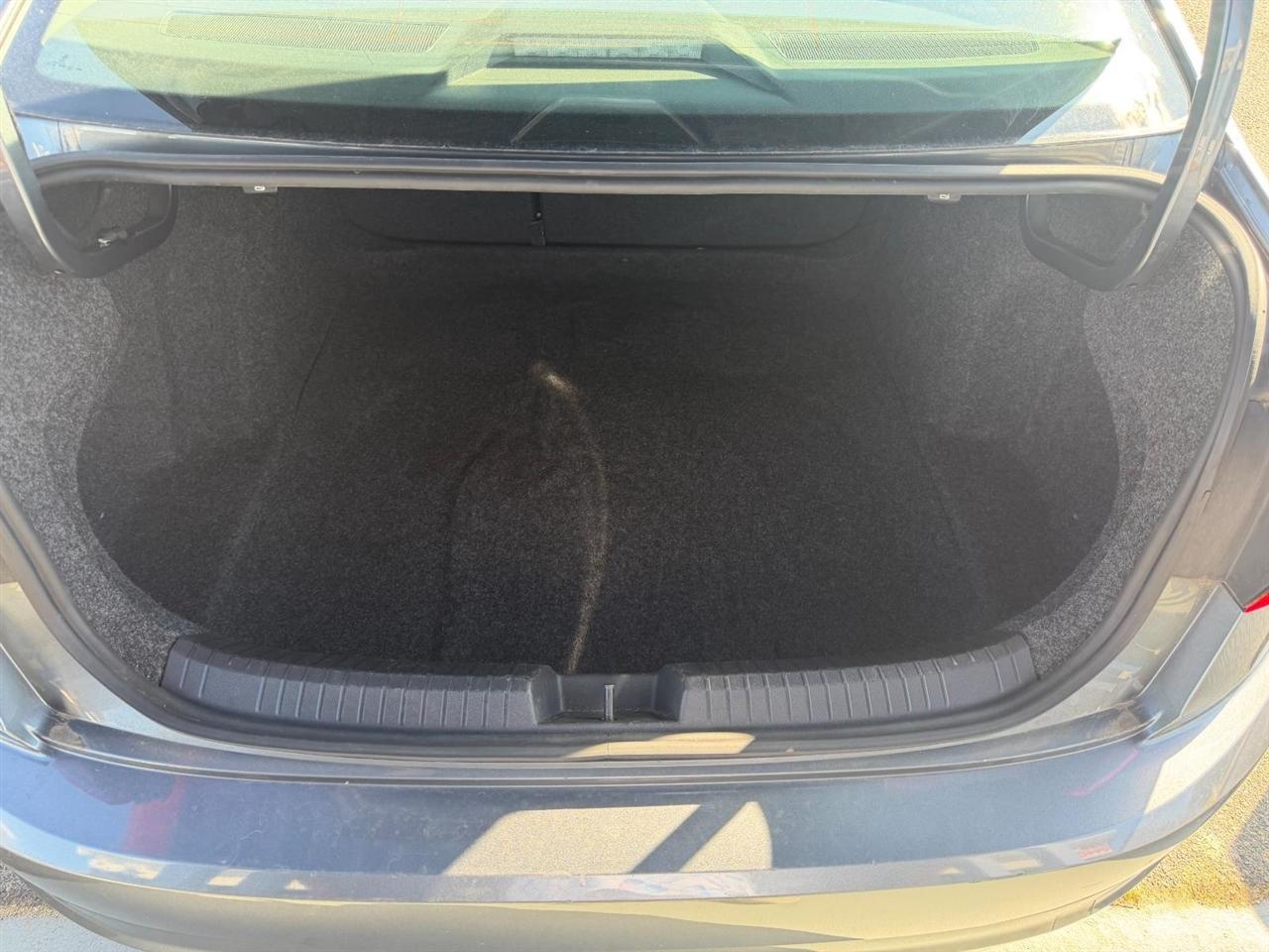 Volkswagen Jetta 1.4T S 8A 2019