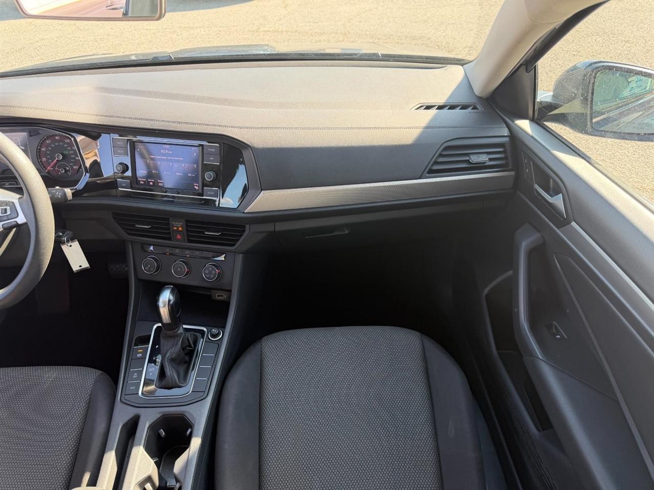 Volkswagen Jetta 1.4T S 8A 2019