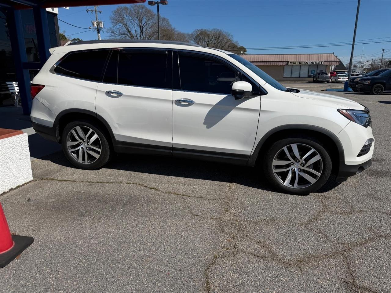 Honda Pilot Touring 2WD 2018