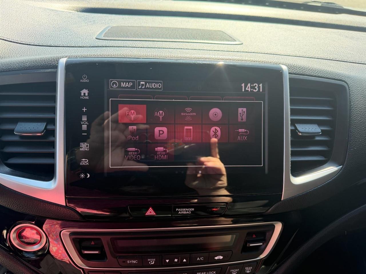 Honda Pilot Touring 2WD 2018