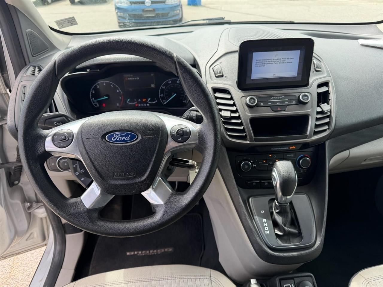 Ford Transit Connect Cargo Van XLT LWB w/Rear Liftgate 2019