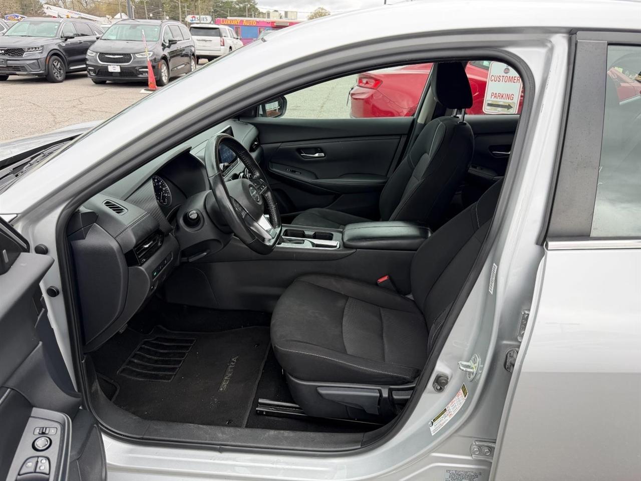 Nissan Sentra SV 2022