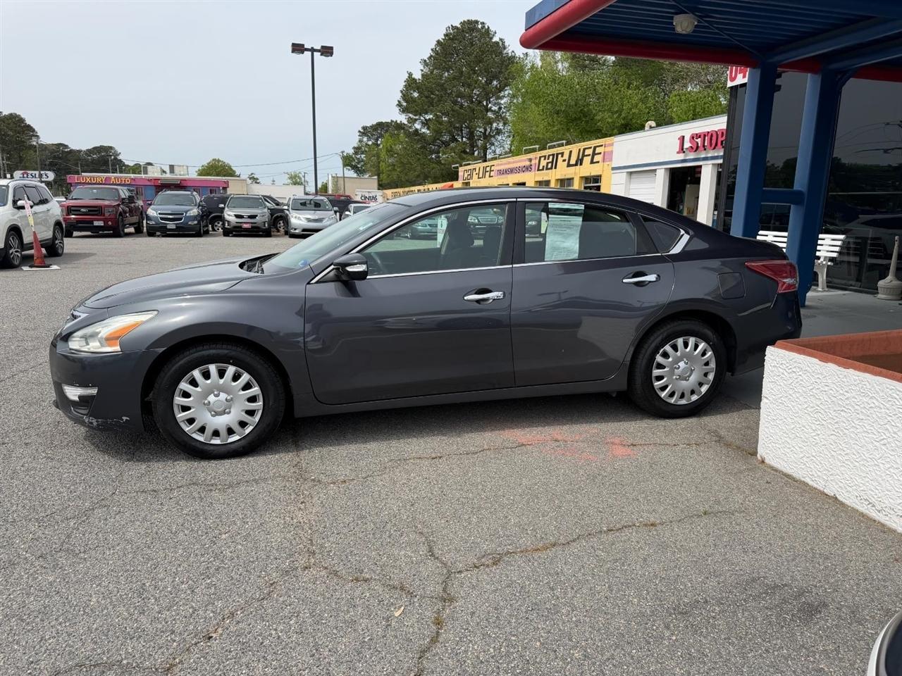 Nissan Altima 2.5 S 2013