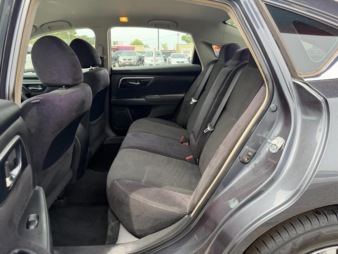 Nissan Altima 2.5 S 2013