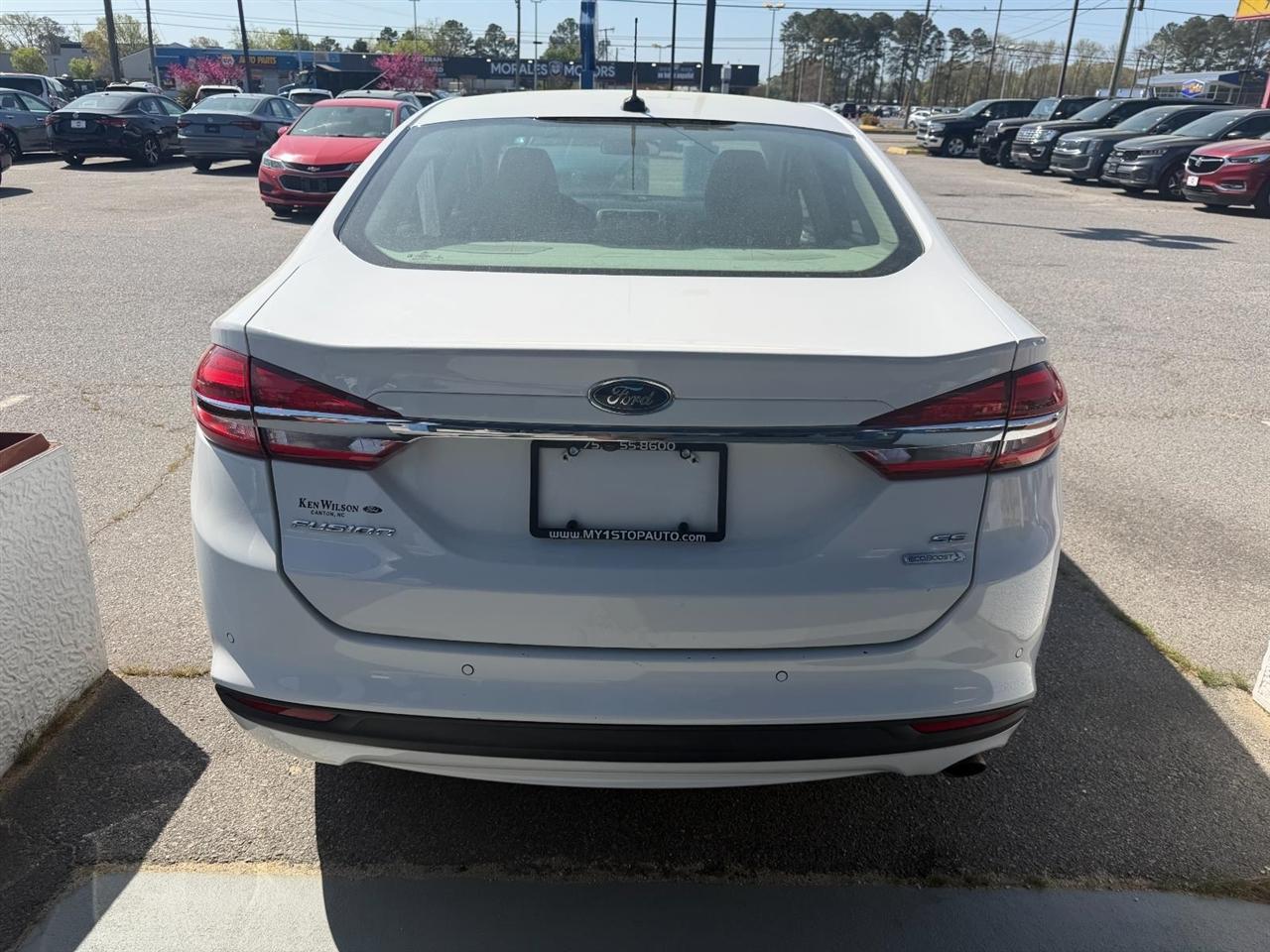 Ford Fusion SE 2018