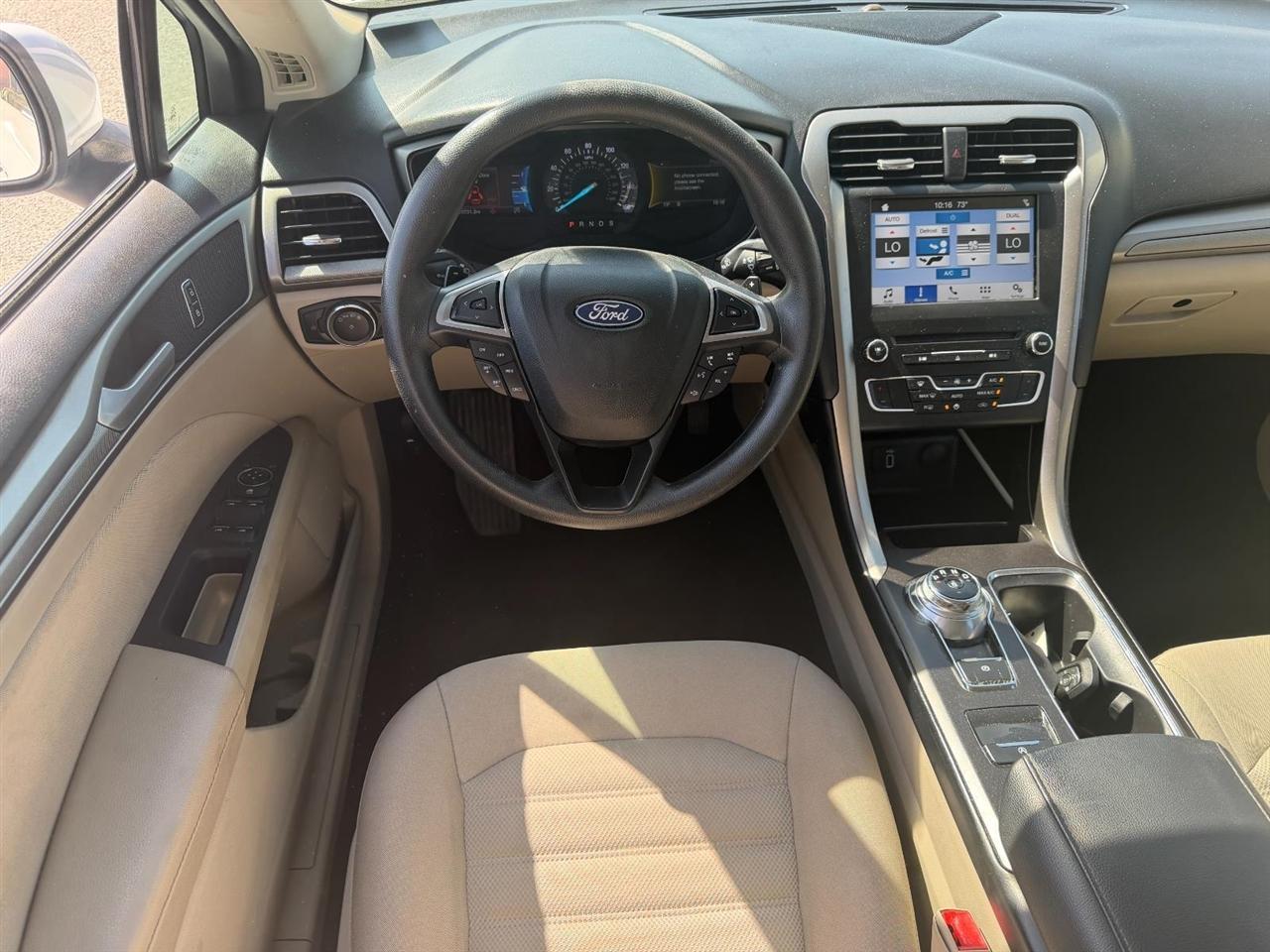 Ford Fusion SE 2018