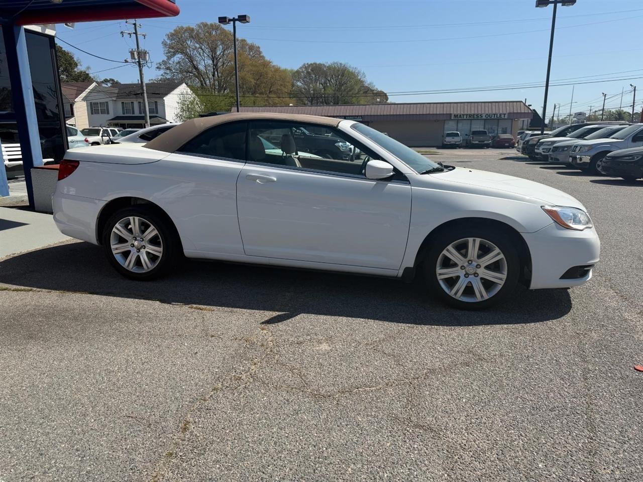 Chrysler 200 Touring Convertible 2014