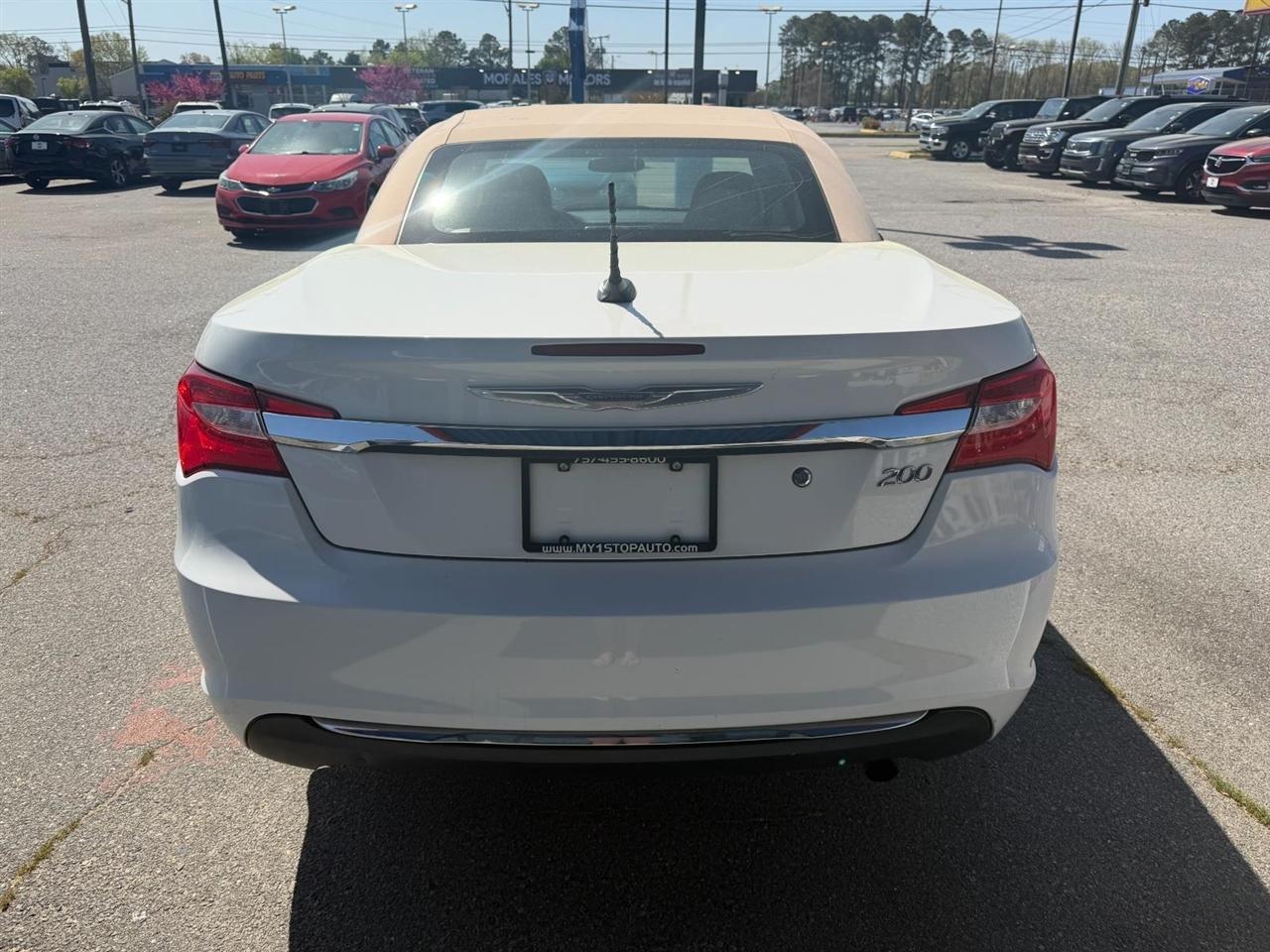 Chrysler 200 Touring Convertible 2014
