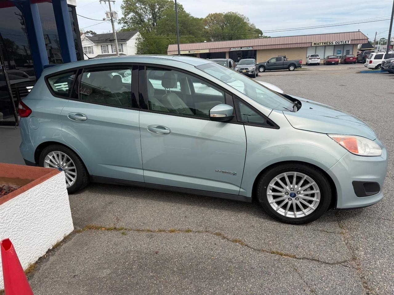 Ford C-Max Hybrid SE 2013