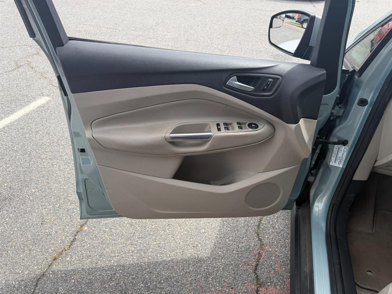 Ford C-Max Hybrid SE 2013