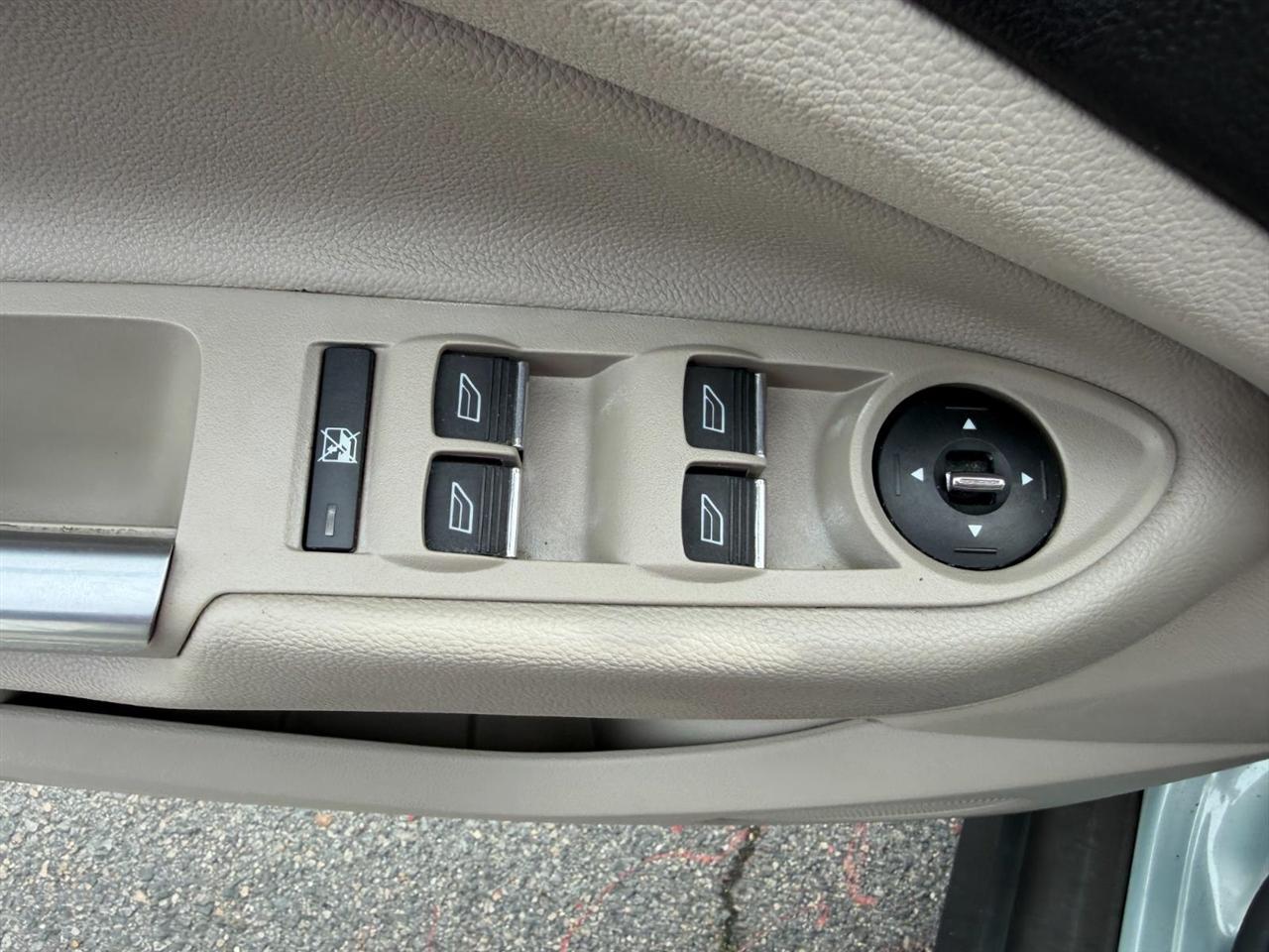 Ford C-Max Hybrid SE 2013