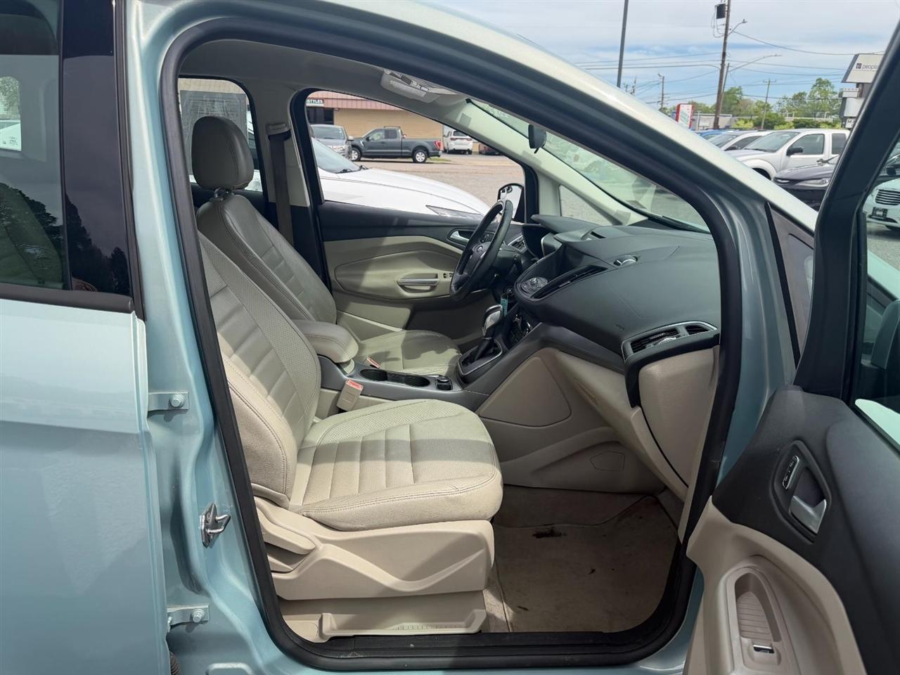 Ford C-Max Hybrid SE 2013