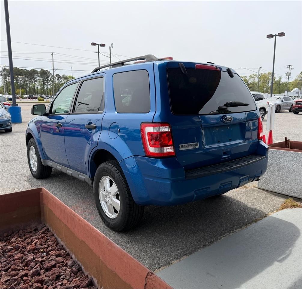 Ford Escape XLT FWD 2012