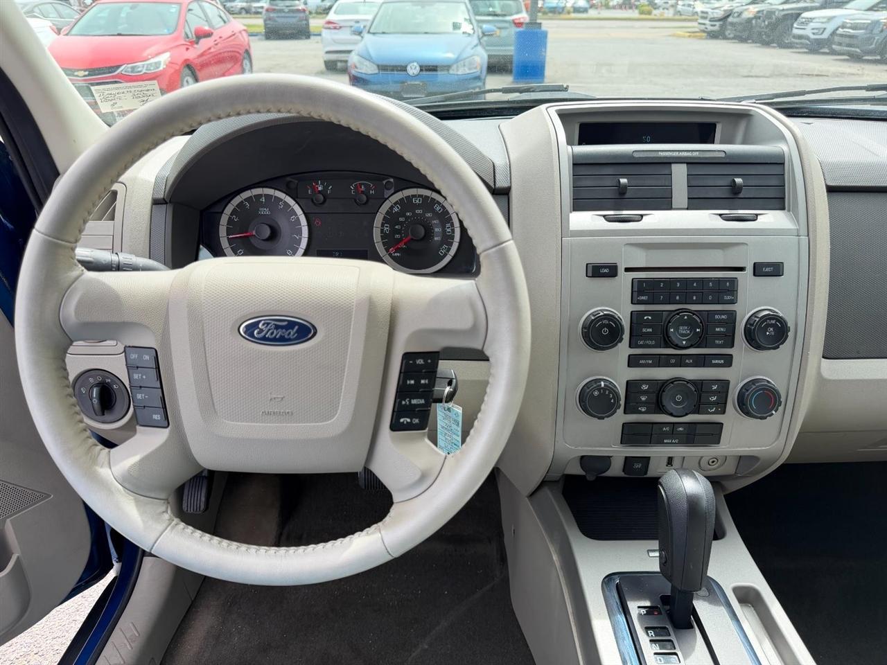 Ford Escape XLT FWD 2012