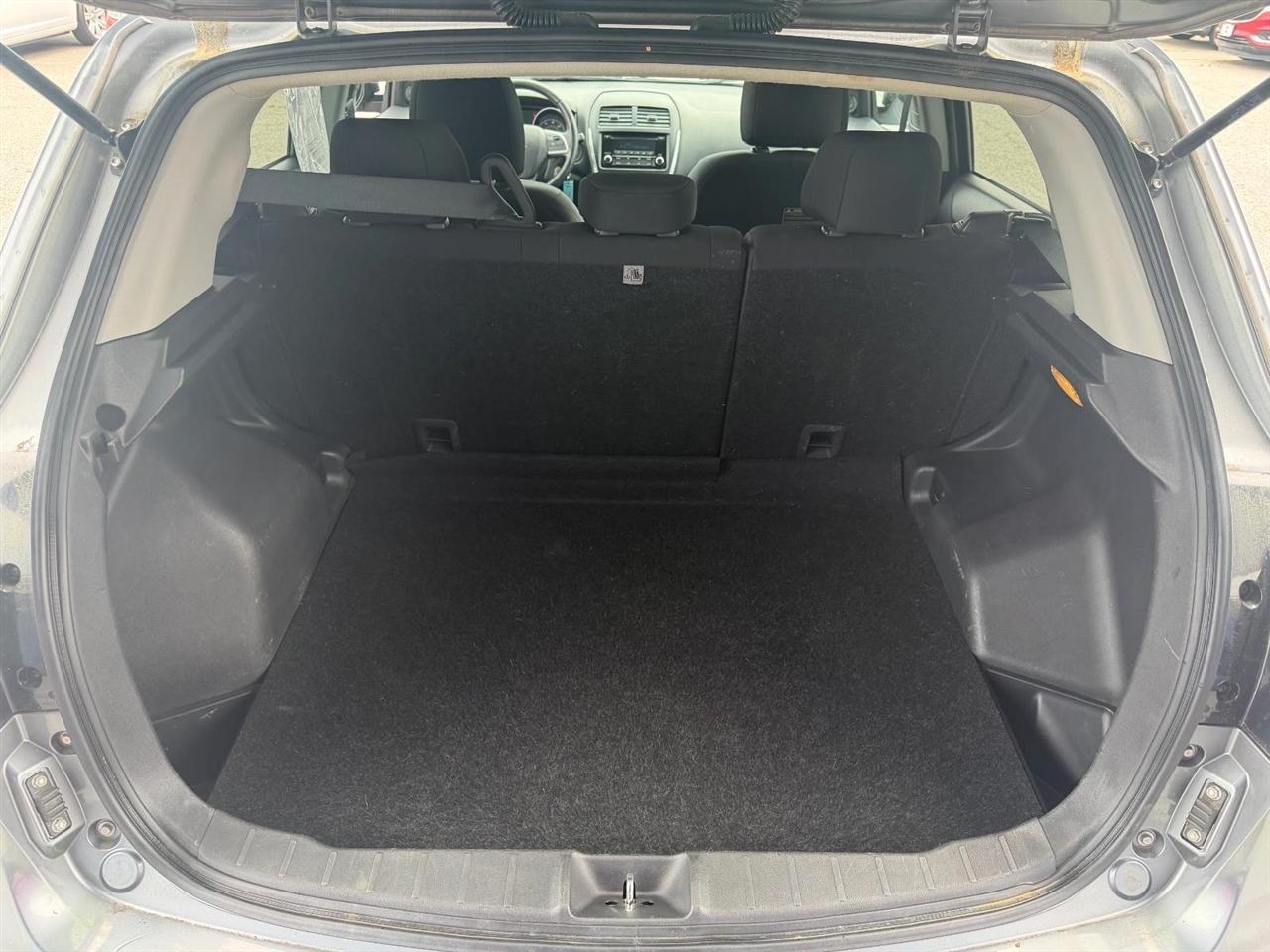 Mitsubishi Outlander Sport ES 2WD 2014