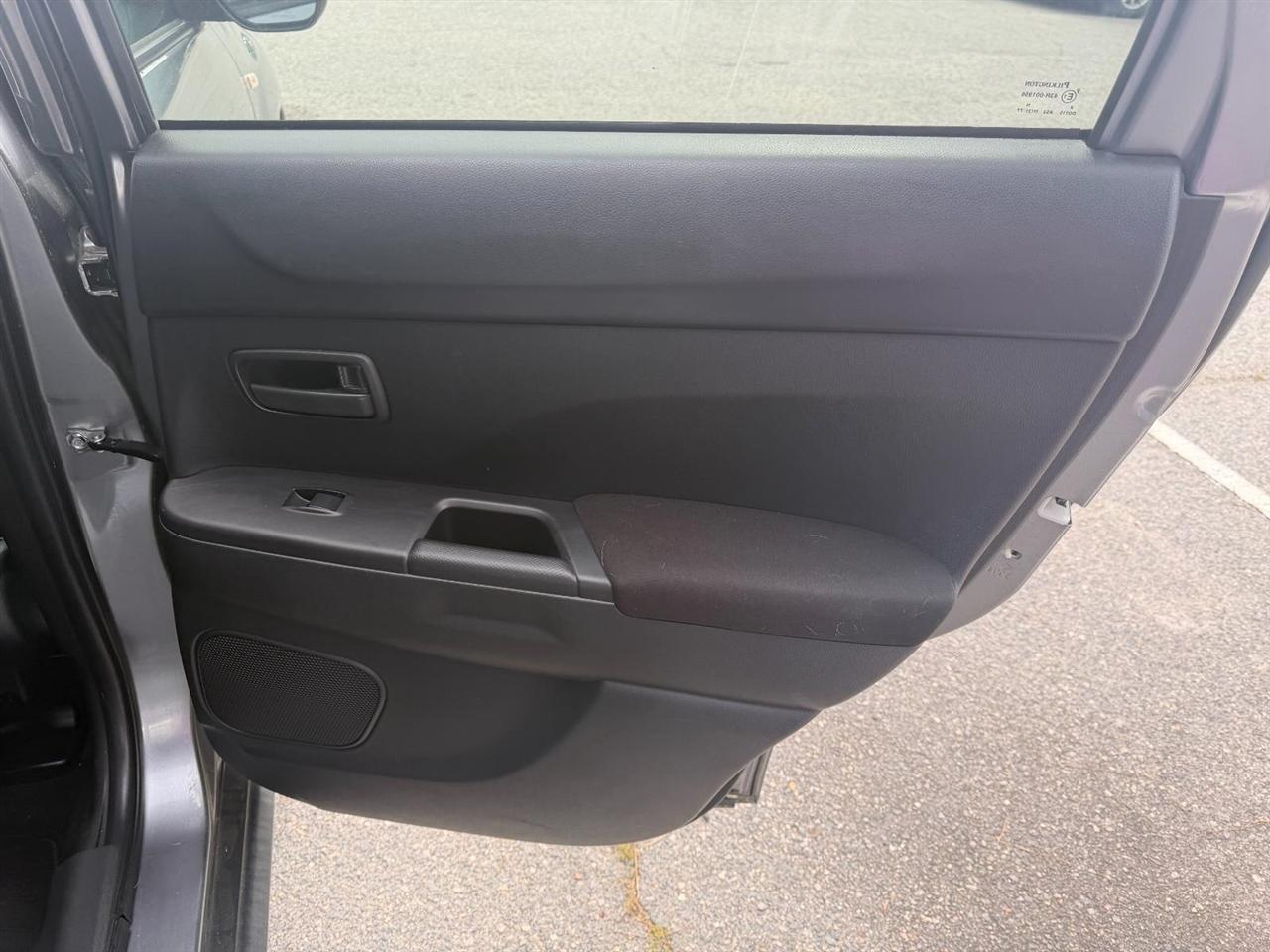 Mitsubishi Outlander Sport ES 2WD 2014