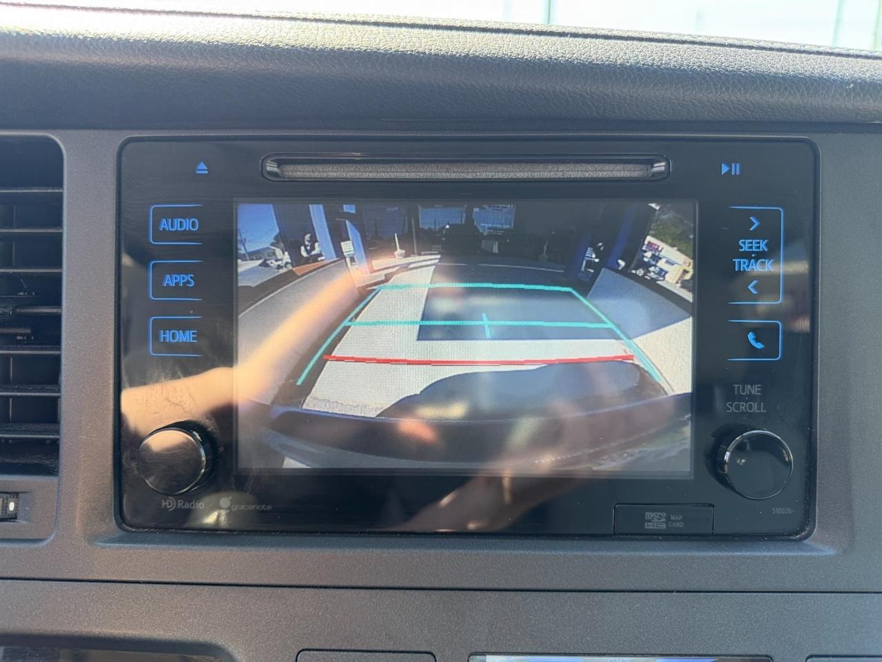 Toyota Sienna XLE FWD 8-Passenger V6 2015