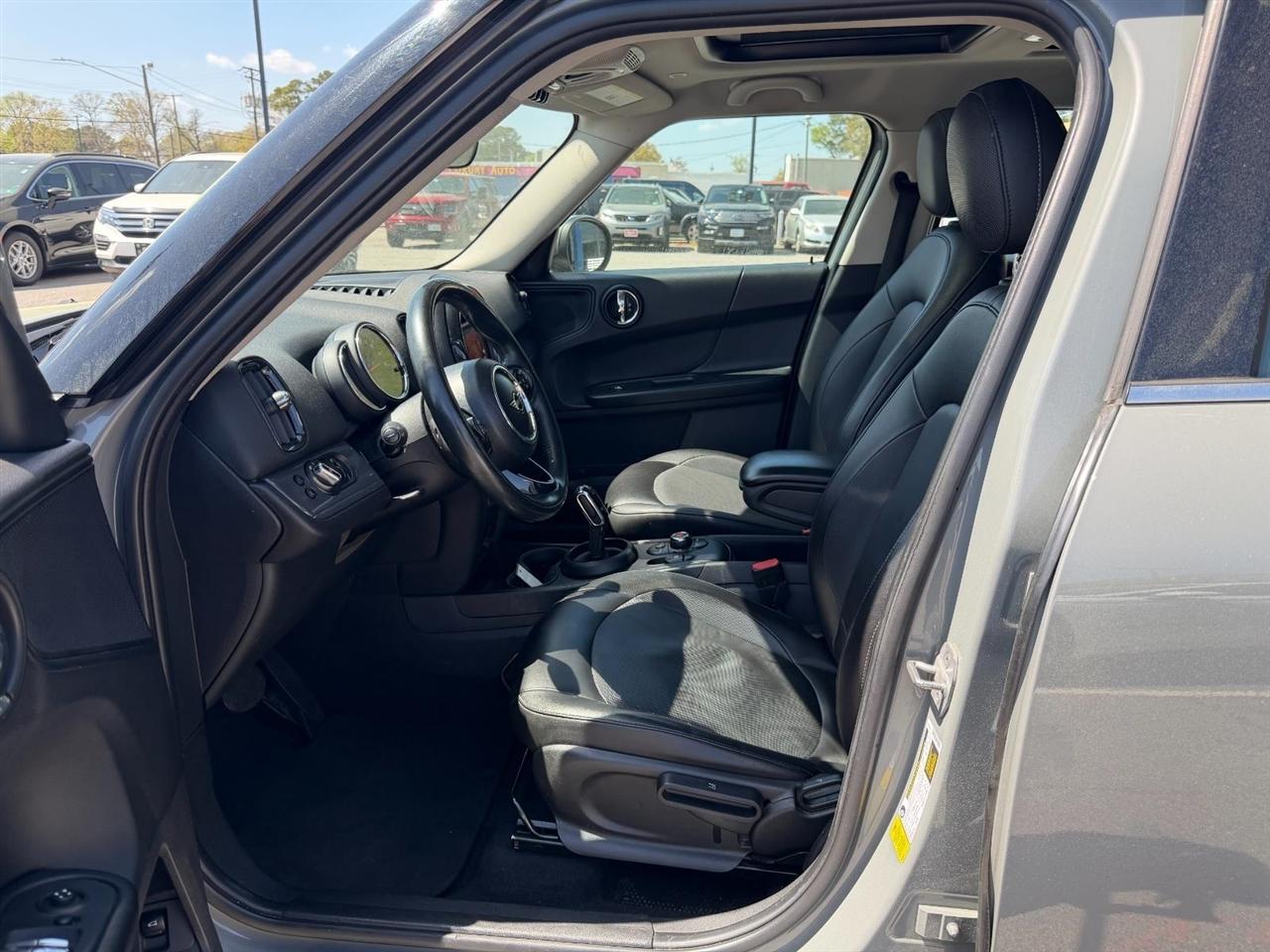 MINI Countryman Base 2020