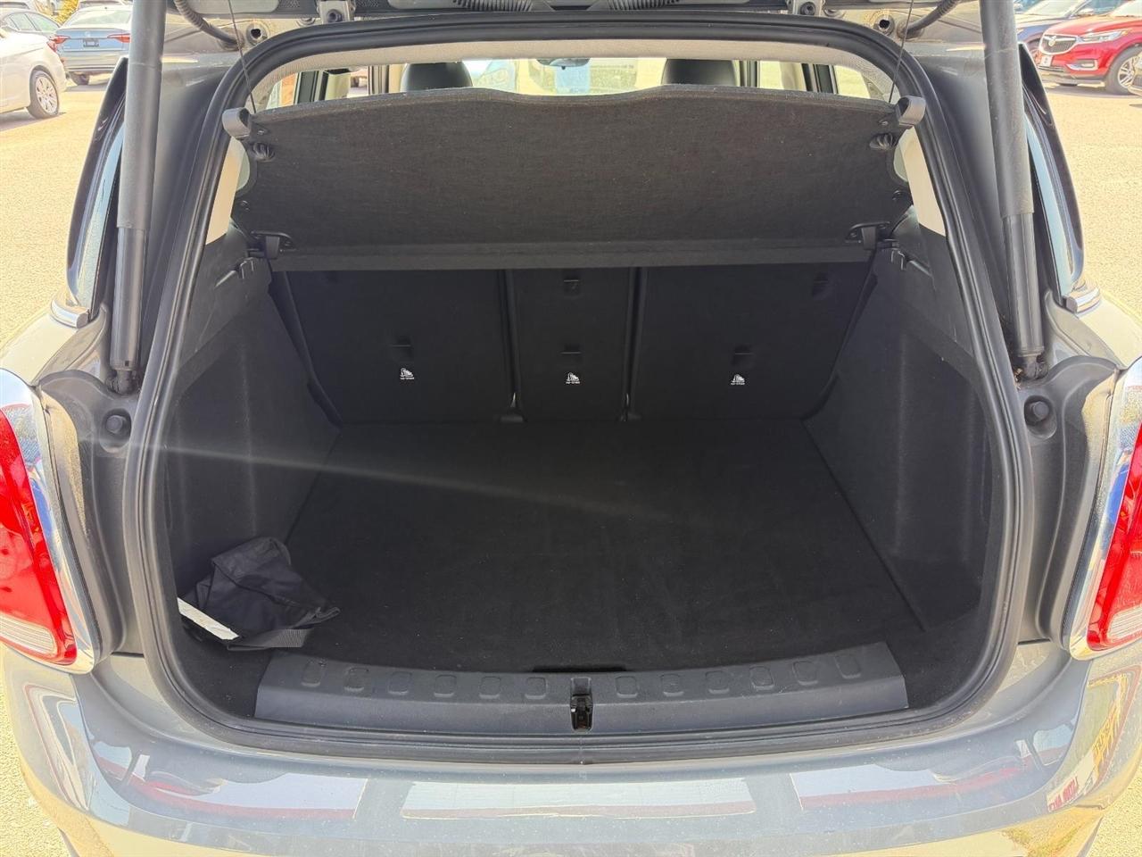 MINI Countryman Base 2020