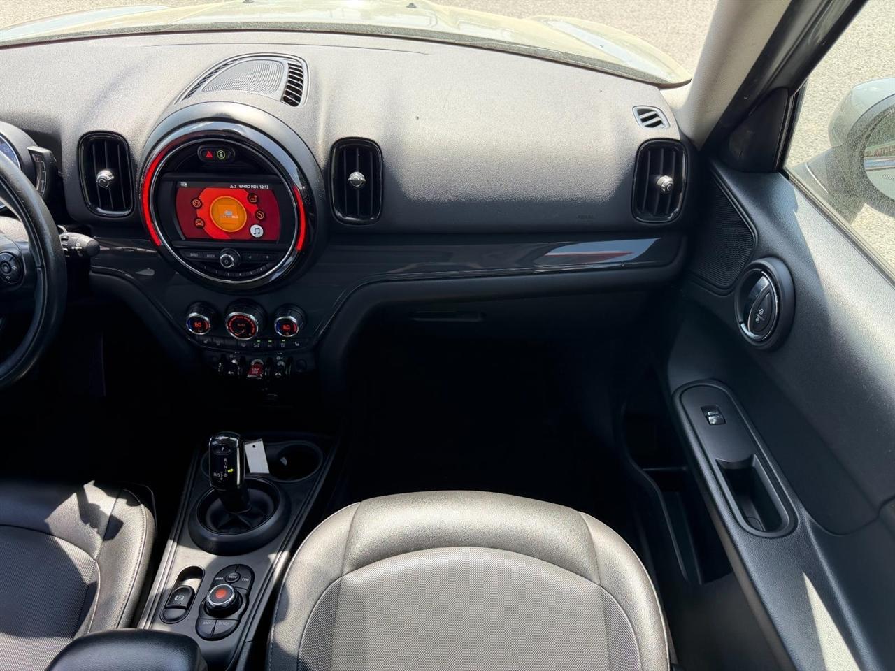 MINI Countryman Base 2020