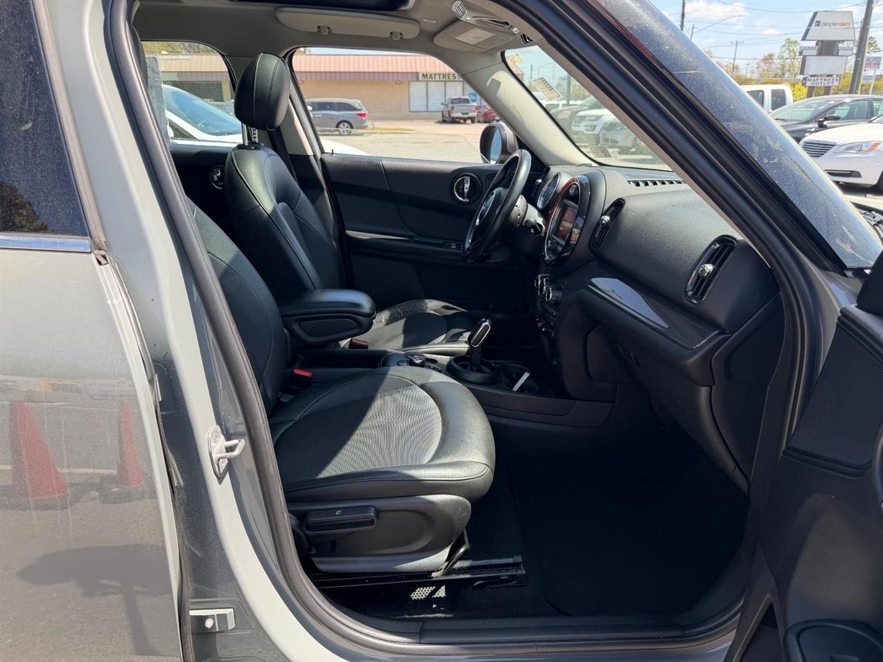 MINI Countryman Base 2020