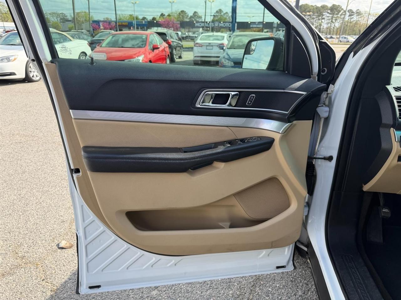 Ford Explorer XLT 4WD 2016