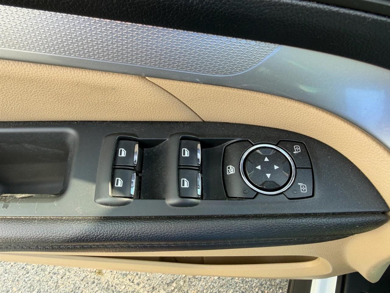 Ford Explorer XLT 4WD 2016