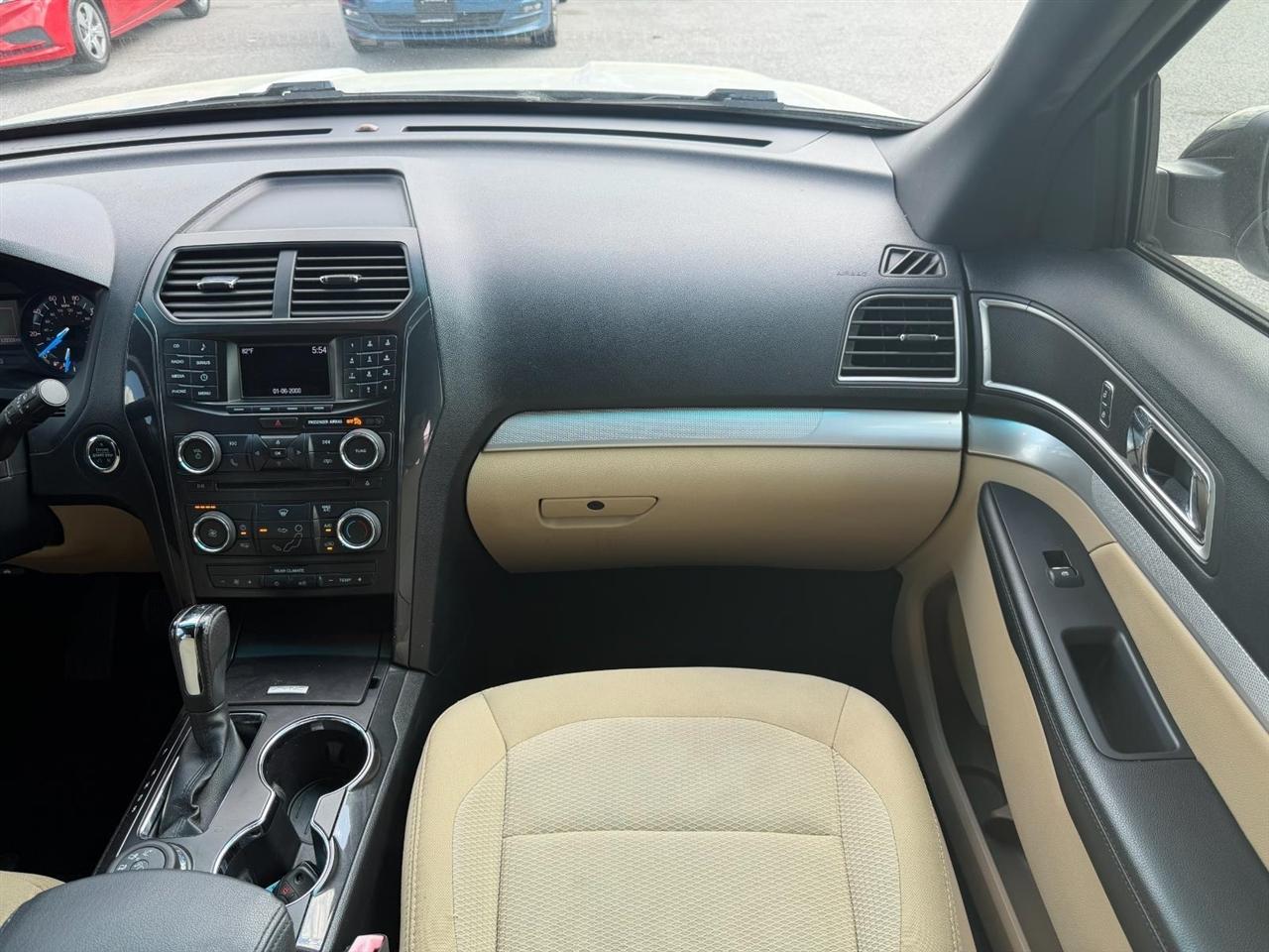 Ford Explorer XLT 4WD 2016