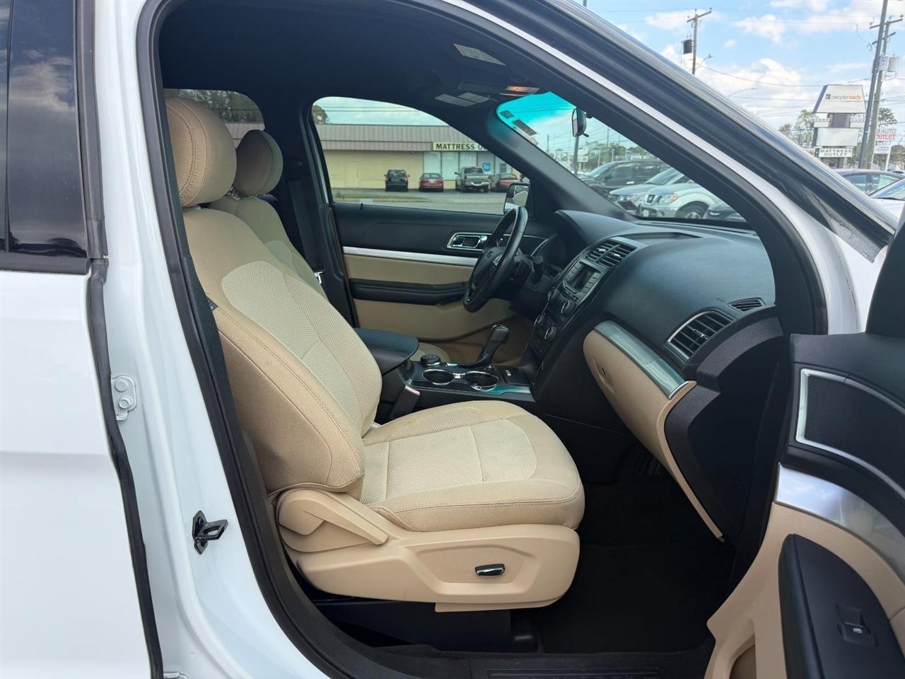 Ford Explorer XLT 4WD 2016