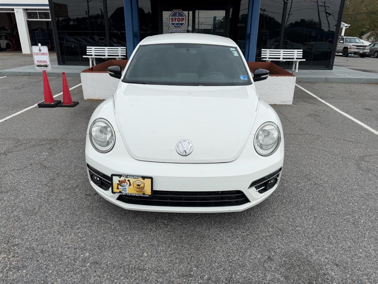 Volkswagen Beetle 2.0T Turbo 2013