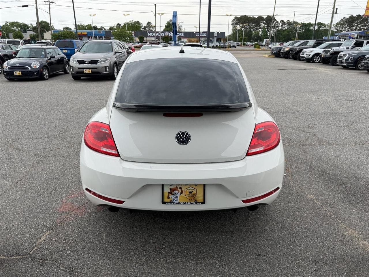 Volkswagen Beetle 2.0T Turbo 2013