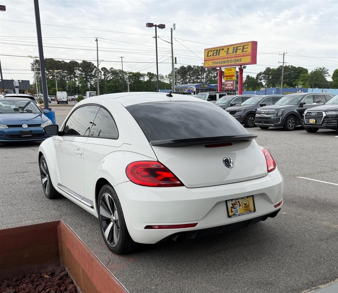 Volkswagen Beetle 2.0T Turbo 2013